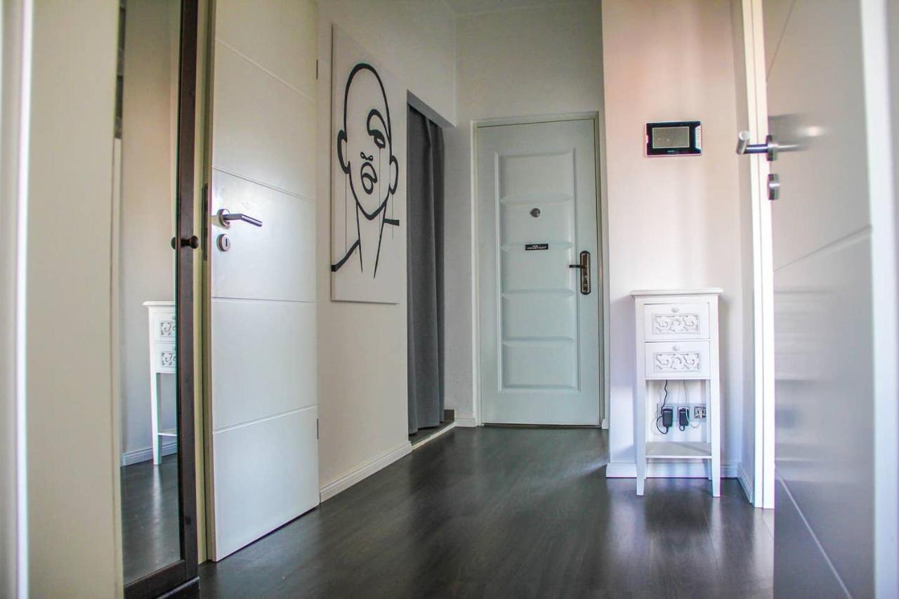Exklusive 2 Zimmer Wohnung Mit Balkon In Top Lage! BRE Exterior photo